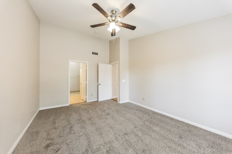 2,370/Mo, 743 W Sherri Dr Gilbert, AZ 85233 Main Bedroom View 2