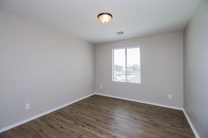 2,150/Mo, 900 W Broadway Ave Lot 83 Apache Junction, AZ 85120 Bedroom View