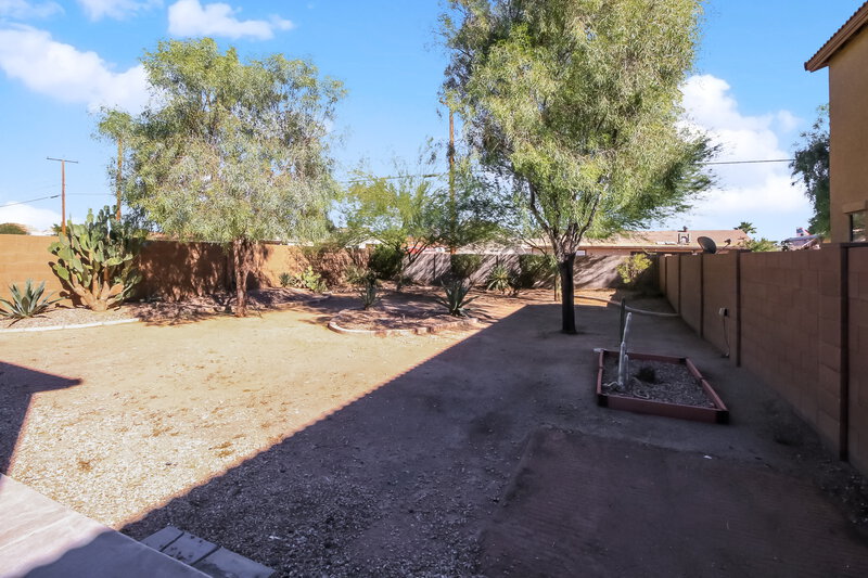 2,150/Mo, 900 W Broadway Ave Lot 83 Apache Junction, AZ 85120 Exterior View