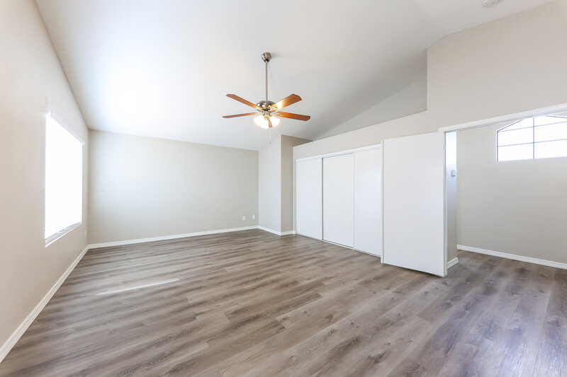 2,290/Mo, 18421 N 44th Pl Phoenix, AZ 85032 Main Bedroom View