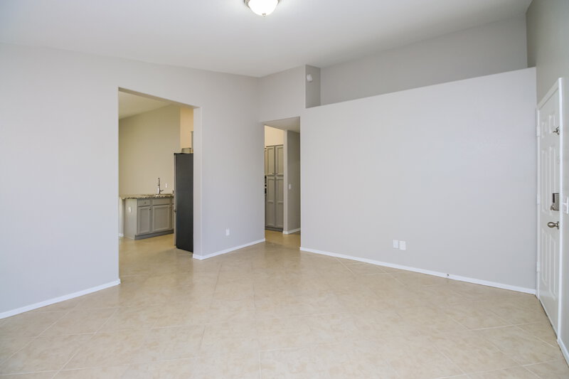 2,085/Mo, 973 E Yuma Ave Apache Junction, AZ 85119 Living Room View