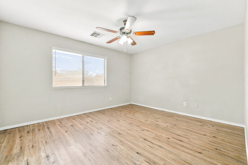 1,960/Mo, 973 E Yuma Ave Apache Junction, AZ 85119 Primary Bedroom View