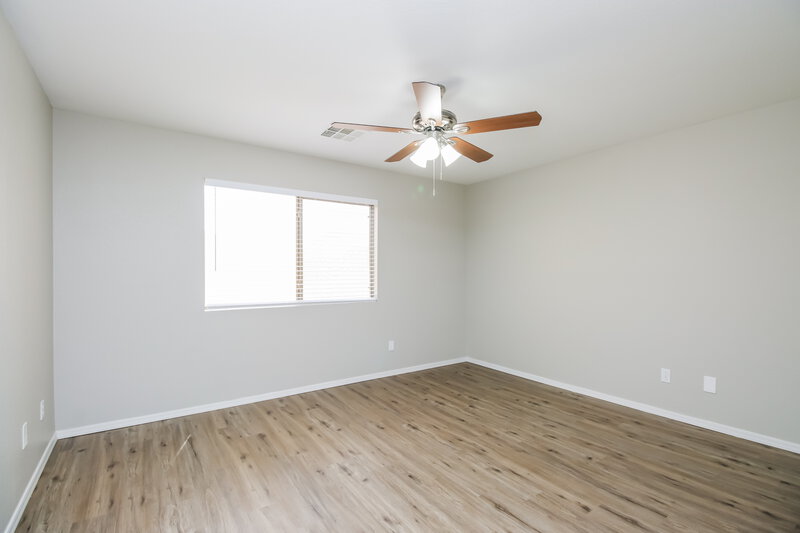 2,085/Mo, 973 E Yuma Ave Apache Junction, AZ 85119 Bedroom View