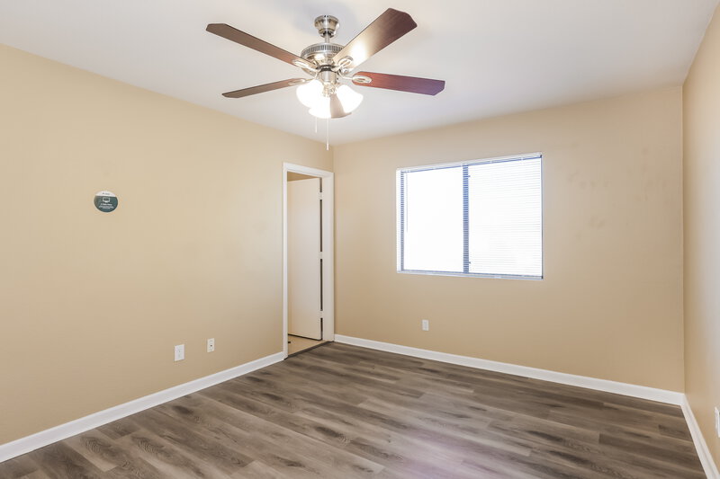 2,235/Mo, 22432 N 20th Pl Phoenix, AZ 85024 Main Bedroom View 2