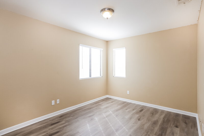 2,235/Mo, 22432 N 20th Pl Phoenix, AZ 85024 Bedroom View 2