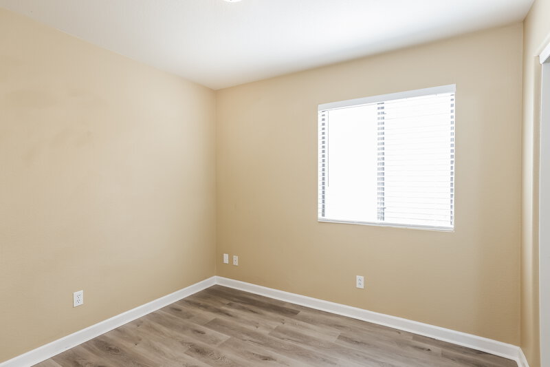 2,235/Mo, 22432 N 20th Pl Phoenix, AZ 85024 Bedroom View 3