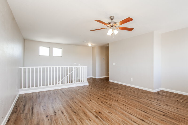 2,200/Mo, 6736 W Desert Ln Laveen, AZ 85339 Family Room View