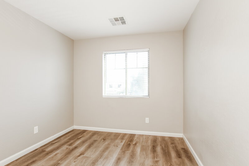 2,200/Mo, 6736 W Desert Ln Laveen, AZ 85339 Bedroom View