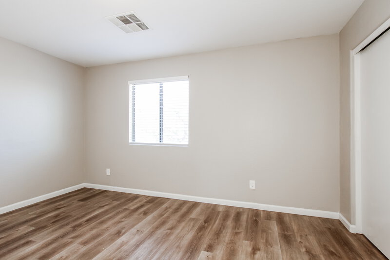 2,200/Mo, 6736 W Desert Ln Laveen, AZ 85339 Bedroom View 4