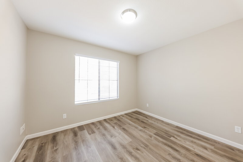 3,270/Mo, 3233 E Tonopah Dr Phoenix, AZ 85050 Bedroom View 2