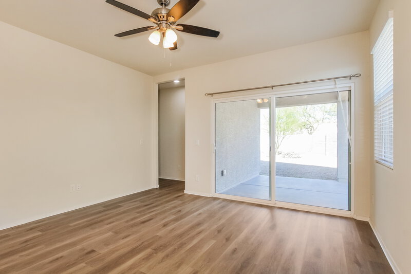 1,855/Mo, 7660 W Florence Ave Phoenix, AZ 85043 Living Room View