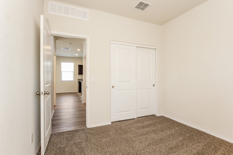 1,855/Mo, 7660 W Florence Ave Phoenix, AZ 85043 Bedroom View 2