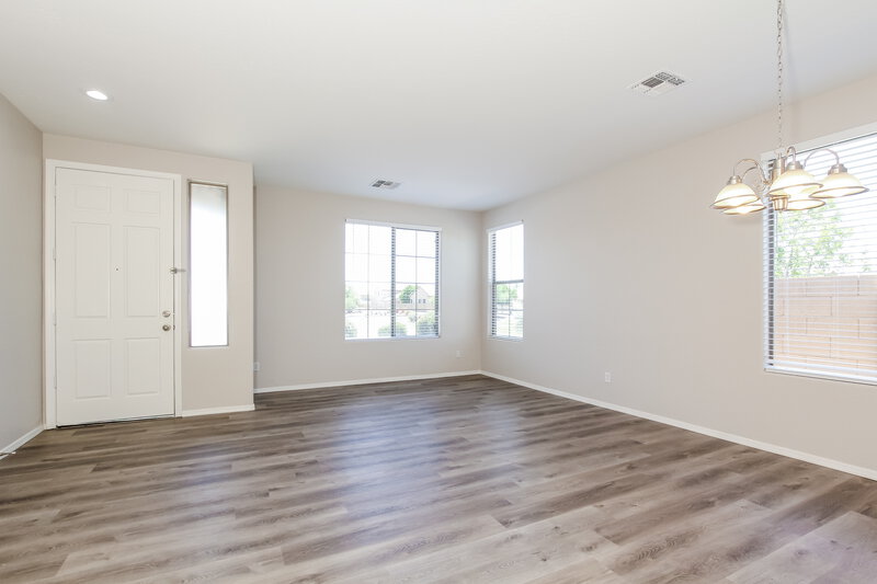 2,640/Mo, 11850 W Jessie Ln Sun City, AZ 85373 Living Room View