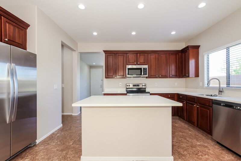 2,640/Mo, 11850 W Jessie Ln Sun City, AZ 85373 Kitchen View
