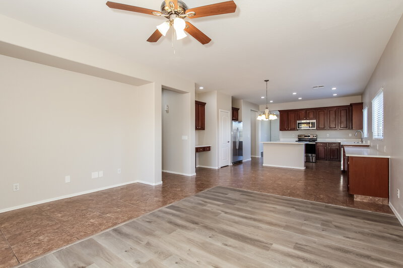 2,640/Mo, 11850 W Jessie Ln Sun City, AZ 85373 Dining Room View 2