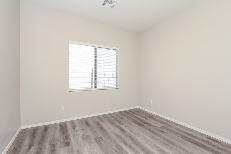 2,640/Mo, 11850 W Jessie Ln Sun City, AZ 85373 Bedroom View 2