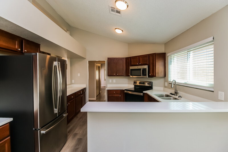 2,195/Mo, 3440 E Southern Ave Unit 1011 Mesa, AZ 85204 Kitchen View 2