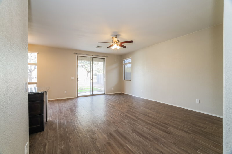 2,495/Mo, 3638 E Flamingo Way Gilbert, AZ 85297 Living Room View