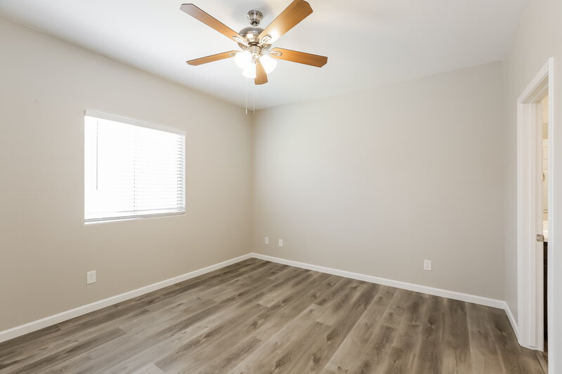 2,085/Mo, 4076 W Ardmore Rd Laveen, AZ 85339 Main Bedroom View