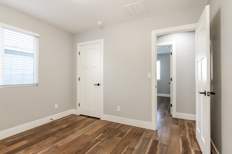 1,850/Mo, 3862 W Tamarisk Ave Phoenix, AZ 85041 Bedroom View