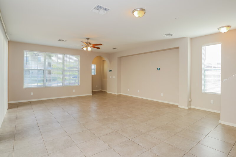 2,170/Mo, 28903 N 124th Dr Peoria, AZ 85383 Dining Room View