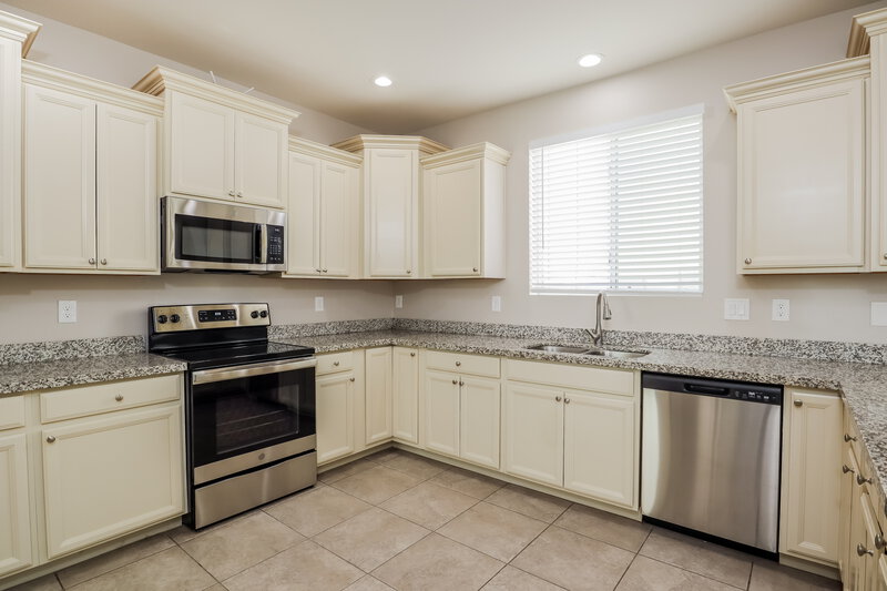 2,170/Mo, 28903 N 124th Dr Peoria, AZ 85383 Kitchen View