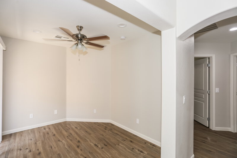 2,050/Mo, 7223 W Winslow Ave Phoenix, AZ 85043 Bedroom View 2