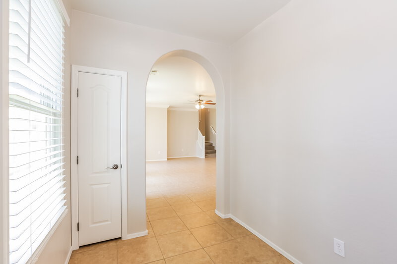 3,220/Mo, 3885 S Posse Trail Gilbert, AZ 85297 Foyer View