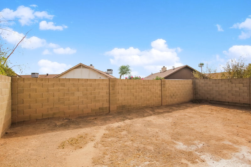 1,860/Mo, 11942 N 73rd Ave Peoria, AZ 85345 Exterior View