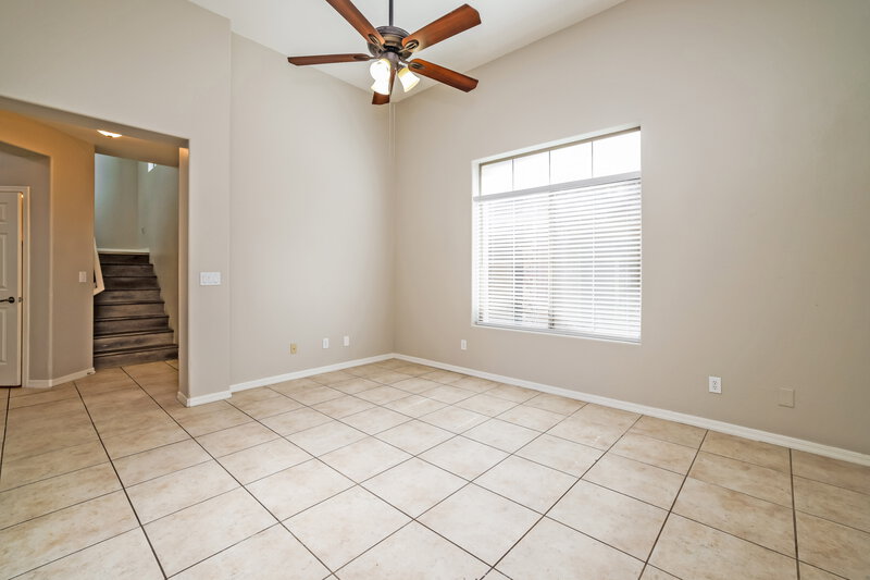 1,905/Mo, 3707 W Thalia Ct Phoenix, AZ 85086 Living Room View