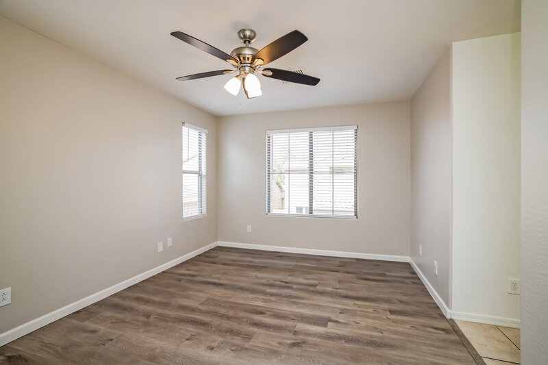 1,905/Mo, 3707 W Thalia Ct Phoenix, AZ 85086 Main Bedroom View