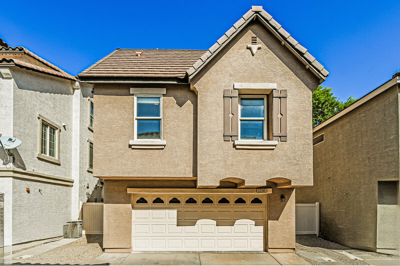 2,135/Mo, 1296 S Owl Dr Gilbert, AZ 85296 Rear View