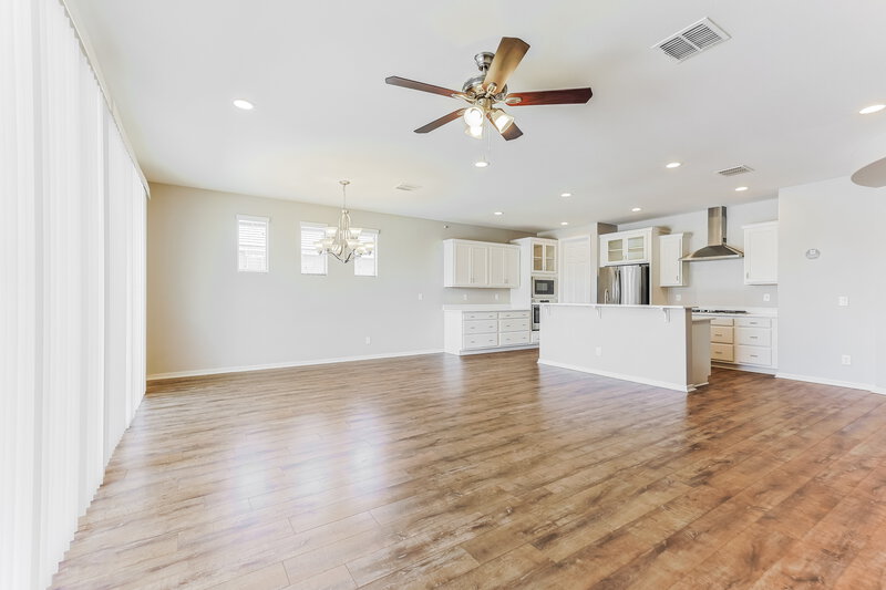 2,415/Mo, 20364 E Carriage Way Queen Creek, AZ 85142 Living Room View 3