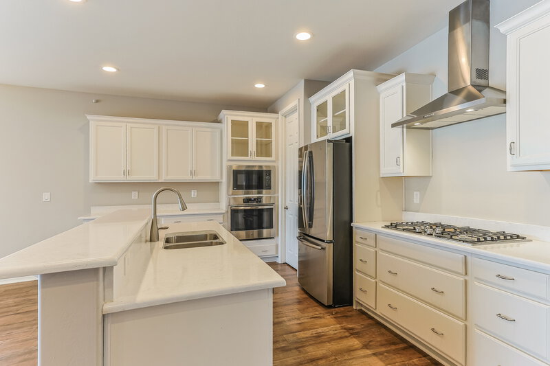 2,415/Mo, 20364 E Carriage Way Queen Creek, AZ 85142 Kitchen View