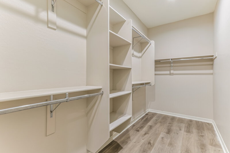 2,415/Mo, 20364 E Carriage Way Queen Creek, AZ 85142 Walk In Closet View