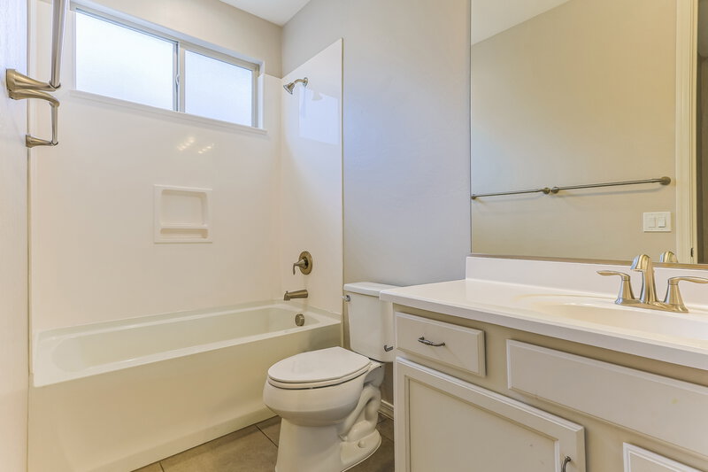 2,415/Mo, 20364 E Carriage Way Queen Creek, AZ 85142 Bathroom View