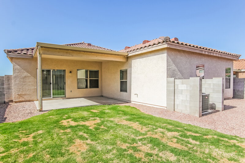2,515/Mo, 3134 W Cavedale Dr Phoenix, AZ 85083 Rear View 2