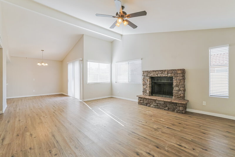 2,295/Mo, 2243 E Forge Ave Mesa, AZ 85204 Living Room View