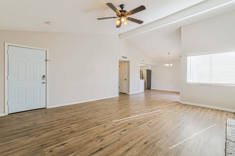 2,295/Mo, 2243 E Forge Ave Mesa, AZ 85204 Living Room View 2