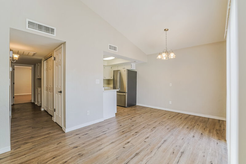 2,295/Mo, 2243 E Forge Ave Mesa, AZ 85204 Living Room View 4