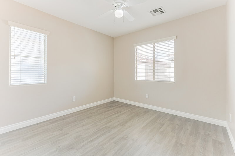 2,360/Mo, 4672 E Laurel Ave Gilbert, AZ 85234 Bedroom View 2
