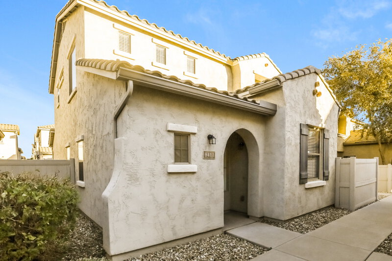 1,950/Mo, 8411 W Lewis Ave, Unit #137 Phoenix, AZ 85037 External View