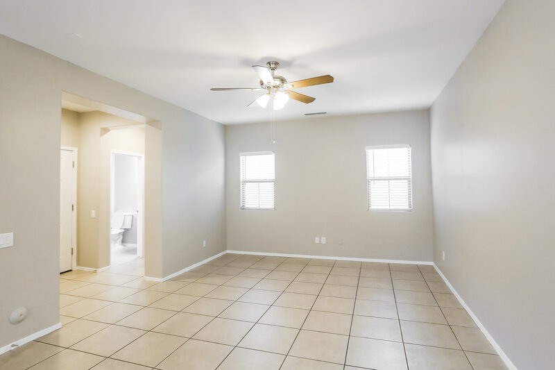 1,950/Mo, 8411 W Lewis Ave, Unit #137 Phoenix, AZ 85037 Living Room View