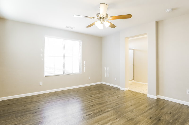 1,950/Mo, 8411 W Lewis Ave, Unit #137 Phoenix, AZ 85037 Main Bedroom View