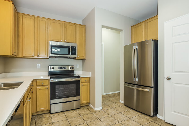 2,025/Mo, 407 N Ranger Ct Gilbert, AZ 85234 Kitchen View