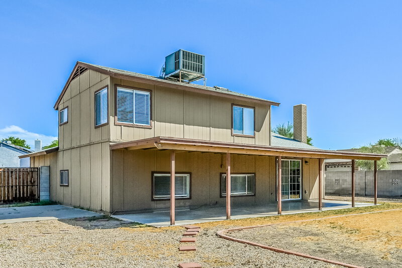 2,115/Mo, 4725 W Wescott Dr Glendale, AZ 85308 Rear View