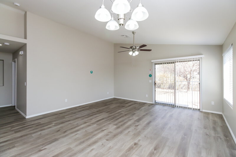 2,020/Mo, 10543 E Cicero St Mesa, AZ 85207 Dining Room View