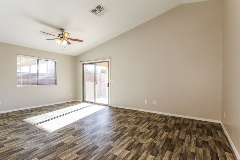 1,790/Mo, 12417 W Mandalay Ln El Mirage, AZ 85335 Dining Room View