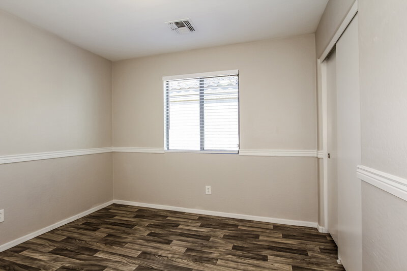 1,790/Mo, 12417 W Mandalay Ln El Mirage, AZ 85335 Bedroom View 2