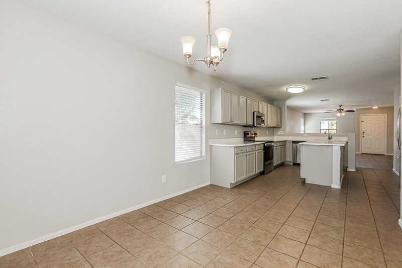 2,280/Mo, 3648 E Constitution Dr Gilbert, AZ 85296 Dining Room View 2